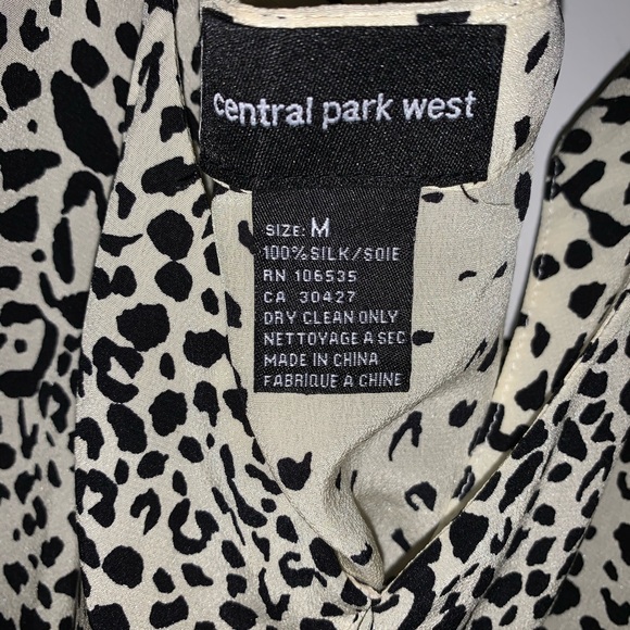 Aritzia 100% silk top - Picture 3 of 3